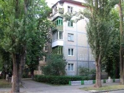 квартира за адресою Салютна вул., 25