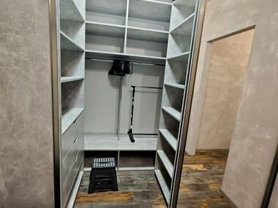 квартира по адресу Ревуцкого ул., 40-В