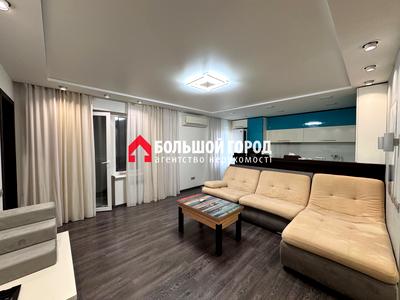 квартира за адресою Українська вул., 35