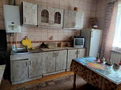 дом по адресу Богдана Хмельницького ул.