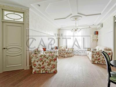 квартира за адресою Шота Руставелі вул., 44