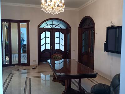 квартира за адресою Академіка Богомольця вул., 5
