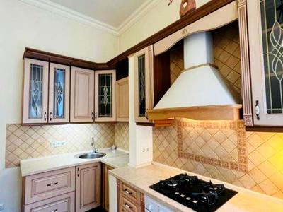 квартира за адресою Богдана Хмельницького вул., 10