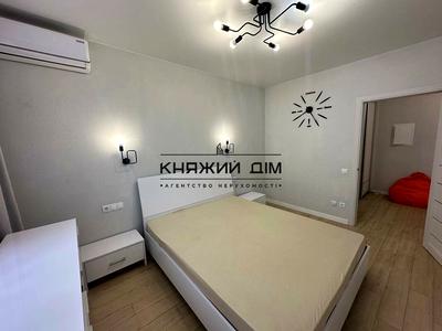 квартира по адресу Ревуцкого ул., 40-Б