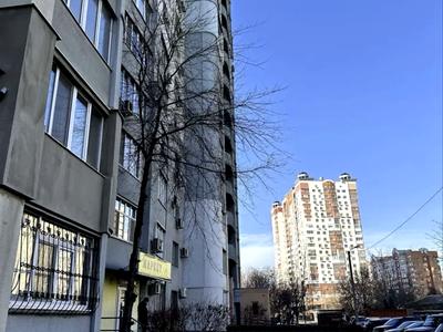 квартира за адресою Заліська вул., 5