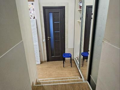 комерційна за адресою Боголюбова вул., 20