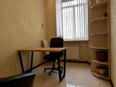 комерційна за адресою Шота Руставелі вул., 1