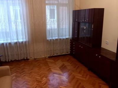 квартира за адресою Українська вул., 14