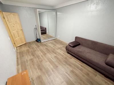 квартира за адресою Павла Тичини просп., 5