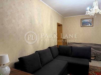 квартира за адресою Захарівська вул., 7