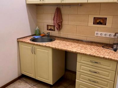 комерційна за адресою Георгія Гонгадзе просп. (Радянської України), 18-Д