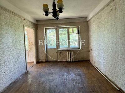 квартира по адресу Строителей ул., 16