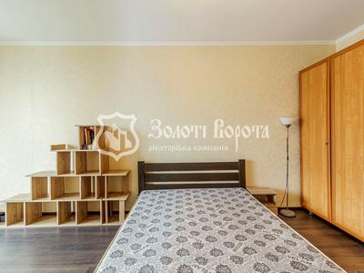 квартира по адресу Драгоманова ул., 2
