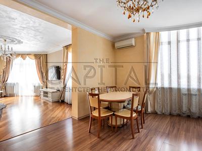 квартира за адресою Кудрявський узвіз, 3-Б