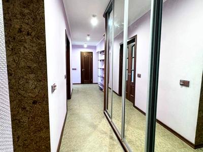 квартира по адресу Зеленого Клину ул. (Уссурійська), 11