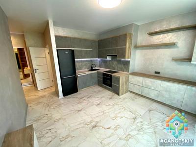квартира за адресою Добровольців пров., 3