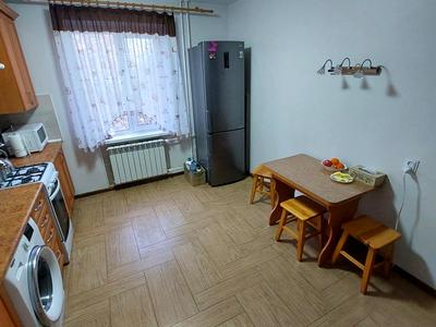 квартира за адресою Озерна вул. (Червоних Майовщиків), 35