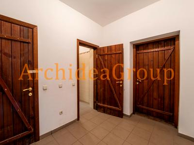 комерційна за адресою Заводська, 36Б