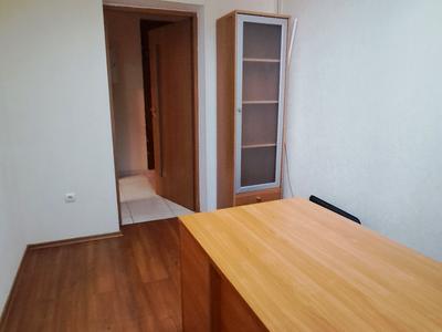 комерційна за адресою Незалежності вул., 18а