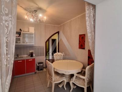 квартира за адресою Українська вул., 6-А