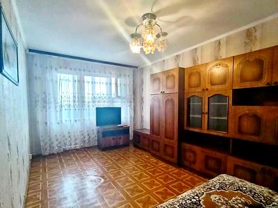 квартира за адресою Квітневий пров., 8