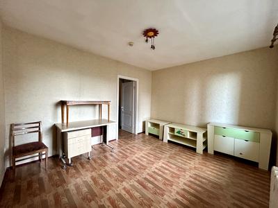 квартира за адресою Милославська вул., 12
