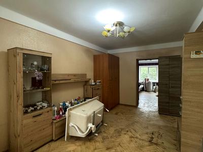 квартира за адресою Салютна вул., 5