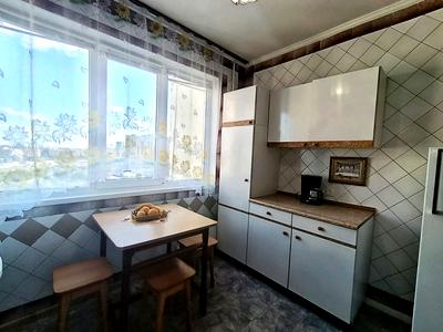 квартира за адресою Квітневий пров., 8