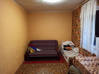 будинок за адресою 7 вишнева