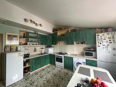 квартира по адресу Коновальца ул., 3