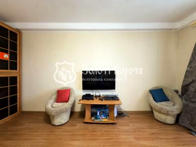 квартира за адресою Автозаводська вул., 25