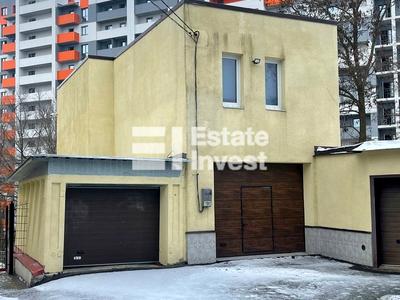 комерційна за адресою Данилевського вул., 40