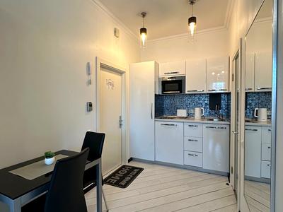 квартира за адресою Шота Руставелі вул., 44