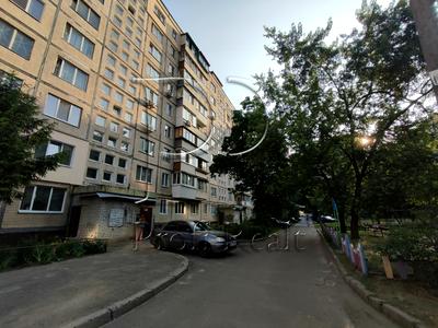 квартира за адресою Романа Шухевича просп. (Генерала Ватутіна), 22