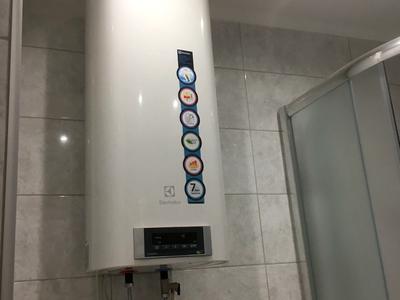 квартира за адресою Ревуцького вул., 7-В