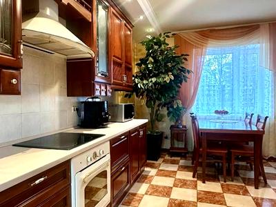 квартира за адресою Михайла Котельникова вул., 33
