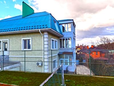 комерційна за адресою Жовтнева, 79