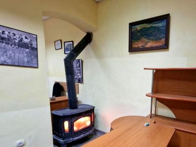 коммерческая по адресу Корятовича пл., 15