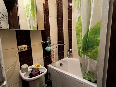 квартира за адресою Середня вул., 40