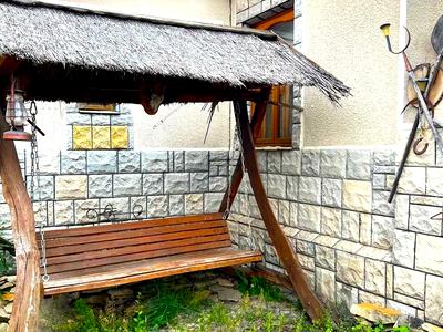 будинок за адресою Лялі Ратушної, 23