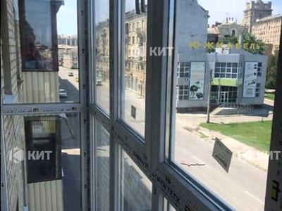 квартира за адресою Кооперативна вул., 18/20