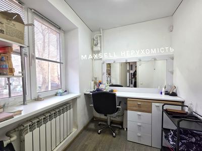 комерційна за адресою Магістратська, 20