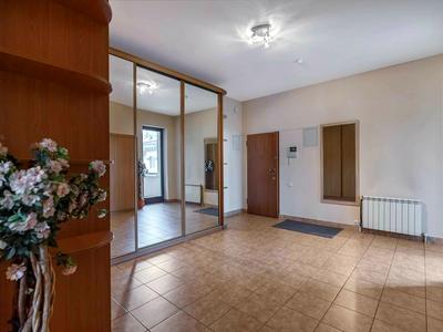 квартира за адресою Кропивницького вул., 10