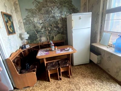 квартира за адресою Київ, Автозаводська вул., 77