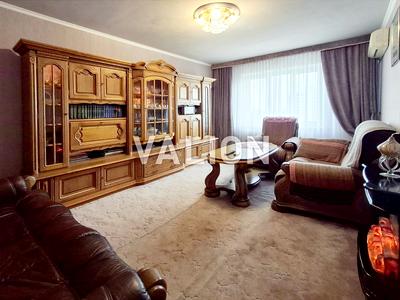 квартира за адресою Олександра Довженка вул., 16-Б