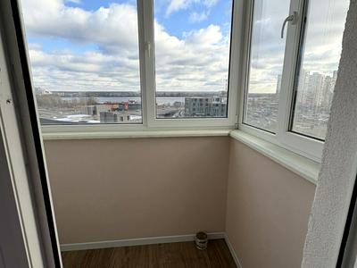 квартира по адресу Ревуцкого ул., 40-Г