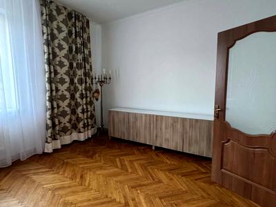 будинок за адресою Шептицького, 1