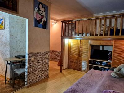 квартира по адресу Строителей ул., 8