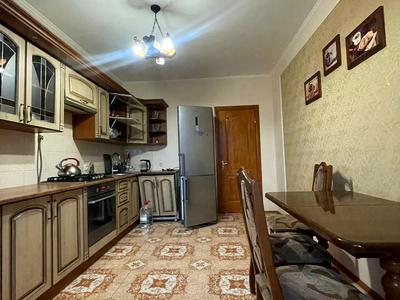 квартира по адресу Черкасская ул., 4
