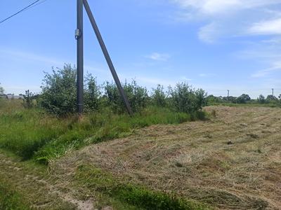 участок по адресу Новітня, 5